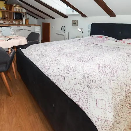 Nad Voltun Apartman *