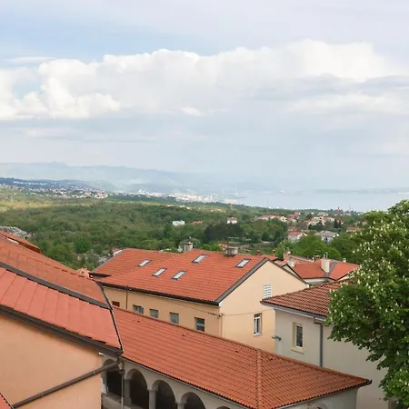 Nad Voltun كاستاف