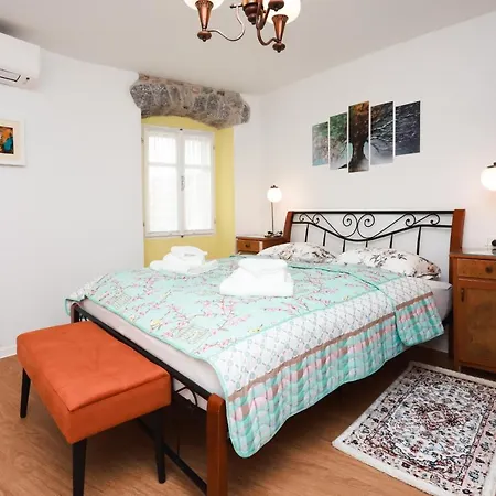 Nad Voltun كاستاف