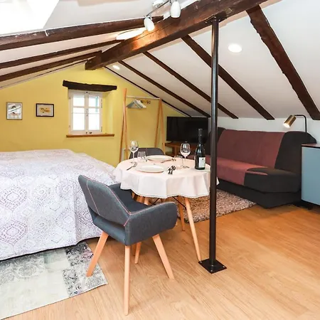 Nad Voltun Apartment Kastav