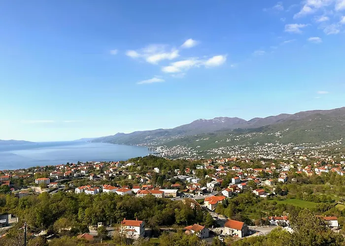 公寓 Nad Voltun 卡斯塔